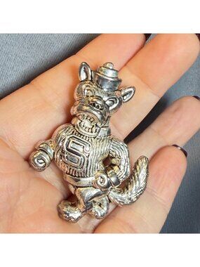 Best Vintage NCSU Wolfpack Mascot Brooch NC State Wolf Pin 2.1"